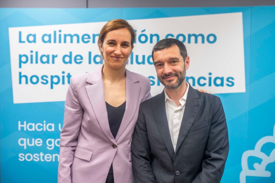 Mónica García y Pablo Bustinduy inician la tramitación del Real Decreto que garantizará comidas saludables en hospitales y residencias