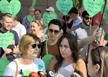 Plataforma del Vinalopó lamenta la reversión a la gestión pública del Departamento de Salud de Elx-Crevillent: «La sanidad pública ha muerto»