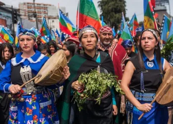 Chile prepara reforma para reconocer a pueblos indígenas