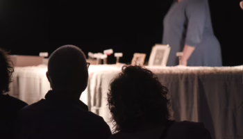 43º13’44»N : teatro documento para una biografía personal y política de Olatz Gorrotxategi