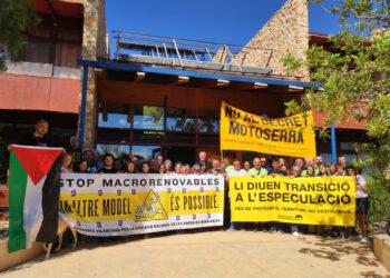 Más de 30 municipios aprueban una moción contra los decretos del Govern Valencià que vulneran su autonomía en materia de ordenación urbana y EERR