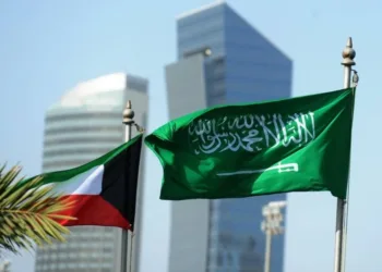 Arabia Saudita y Kuwait descubren nuevo yacimiento petrolero conjunto