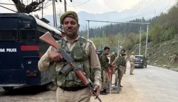 India y Pakistán acuerdan retirar refuerzos de la frontera