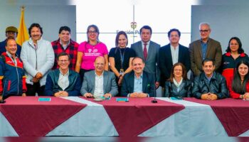 Aumentan el salario a 1.250.000 empleados estatales en Colombia
