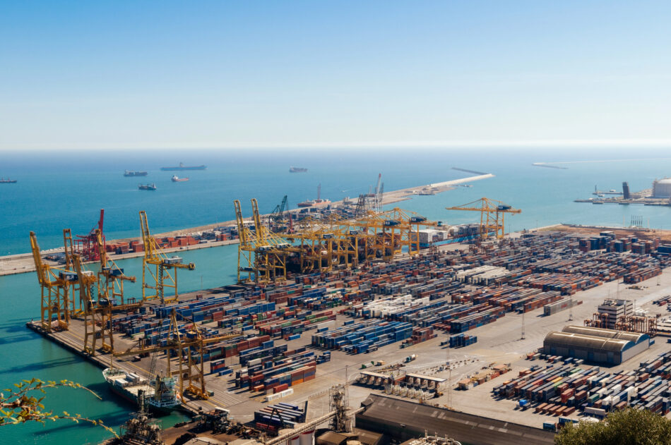 Un Juzgado de Barcelona llama a declarar como investigados a dos capitanes de buques de Maersk implicados en el comercio de armas con Israel
