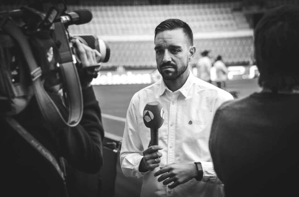 Els treballadors de Mediapro que donen servei a LaLiga exigeixen garanties laborals davant la incertesa pel canvi d’adjudicatari i amenacen de fer vaga les darreres jornades del campionat