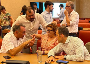 Los/as diputados/as de IU piden por escrito a Armengol que “verifique, informe y garantice” que el pirata informático en el Senado no ha tenido “impacto” en ningún equipo del Congreso