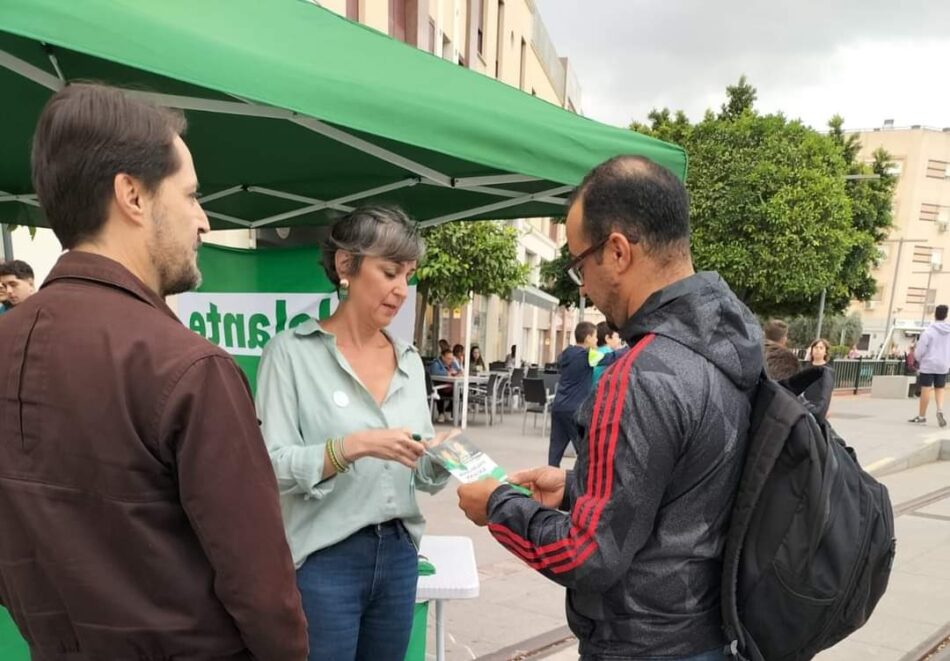 Adelante Andalucía critica el abandono educativo de la Sierra Morena de Sevilla: “no permitiremos la eliminación del Bachillerato para Adultos”