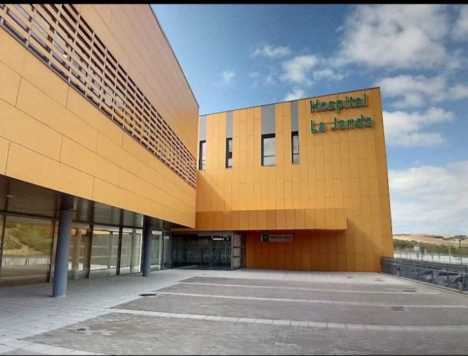 Los sindicatos se movilizan para exigir la apertura total del Hospital de la Janda en Vejer de la Frontera (Cádiz)