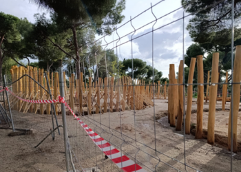 Ecologistas denuncia que la creación de un área de juegos infantiles en la Dehesa de la Villa constituye un daño al ecosistema