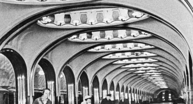 El Metro de Moscú en una ciudad asediada, 1941-1942