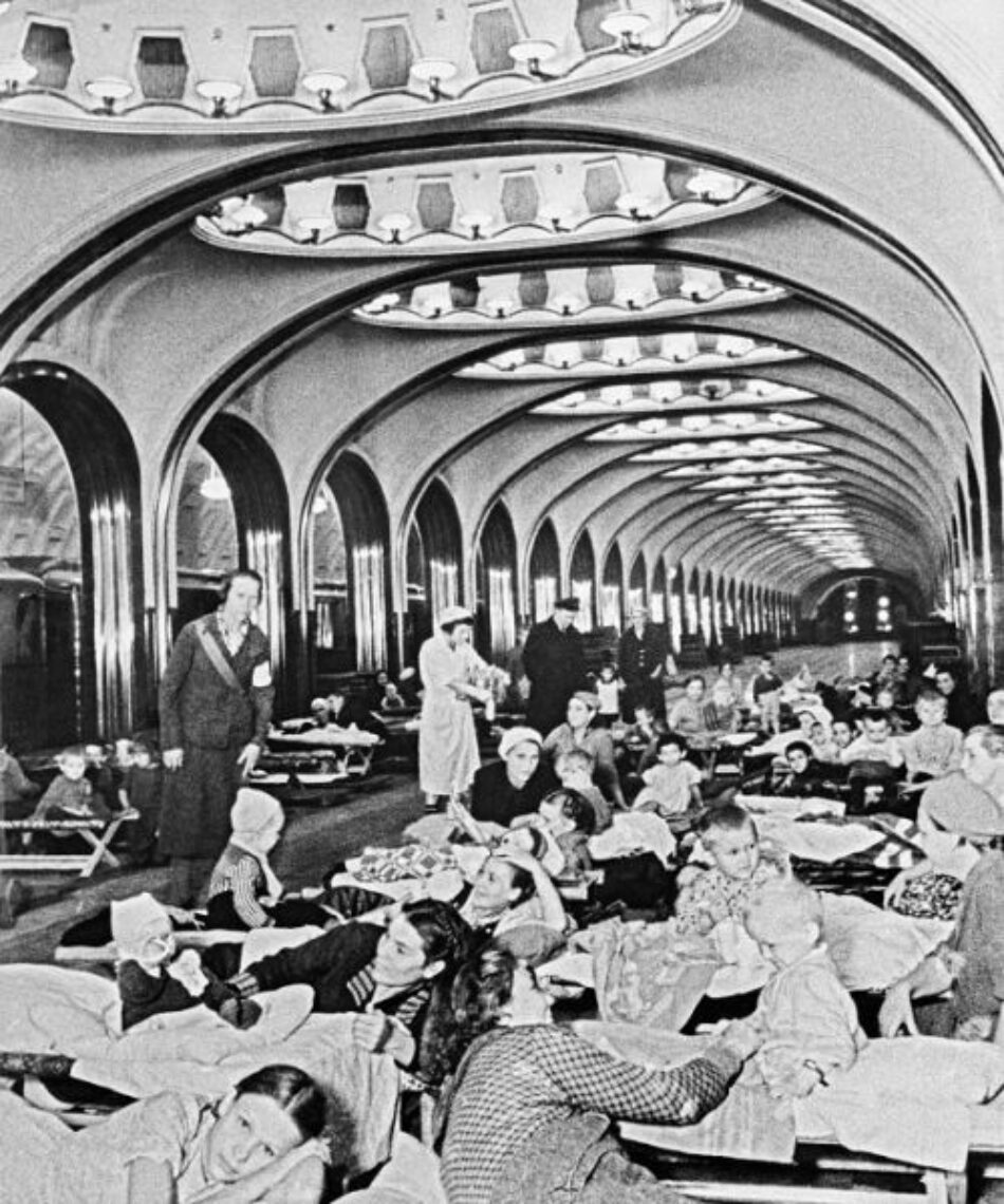 El Metro de Moscú en una ciudad asediada, 1941-1942