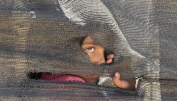 Pediatras españoles piden una respuesta ética ante las miles de muertes de niños por hambre en Gaza