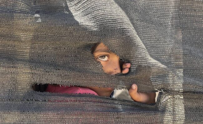 Pediatras españoles piden una respuesta ética ante las miles de muertes de niños por hambre en Gaza