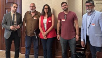Izquierda Unida Roquetas de Mar celebra la paralización del desalojo de las 53 familias de Aguadulce, pero advierte sobre los criterios de vulnerabilidad