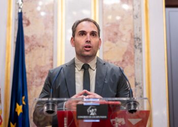 Toni Valero registra en el Congreso una iniciativa de IU para crear un “registro público de alquiler” que “aporte transparencia, especifique los tipos de contrato y aclare la evolución de la oferta”