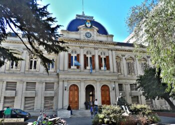 El Gobierno de Milei elimina medio millón de Becas Progresar