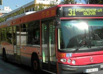 Califican como «bulo intencionado para confundir» la noticia difundida en Canal Sur que asegura que «las líneas 30, 31 y 32 de bus recuperarían su recorrido habitual» en Sevilla