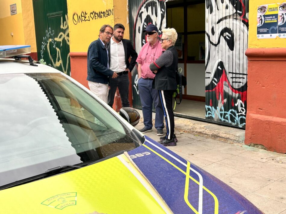 IU denuncia el intento de desalojo de la asociación Mácula Retina por parte del Ayuntamiento de Sevilla en plena alerta de seguridad