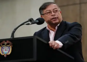 Petro presentará denuncia penal contra excanciller Leyva por presuntos actos de sedición
