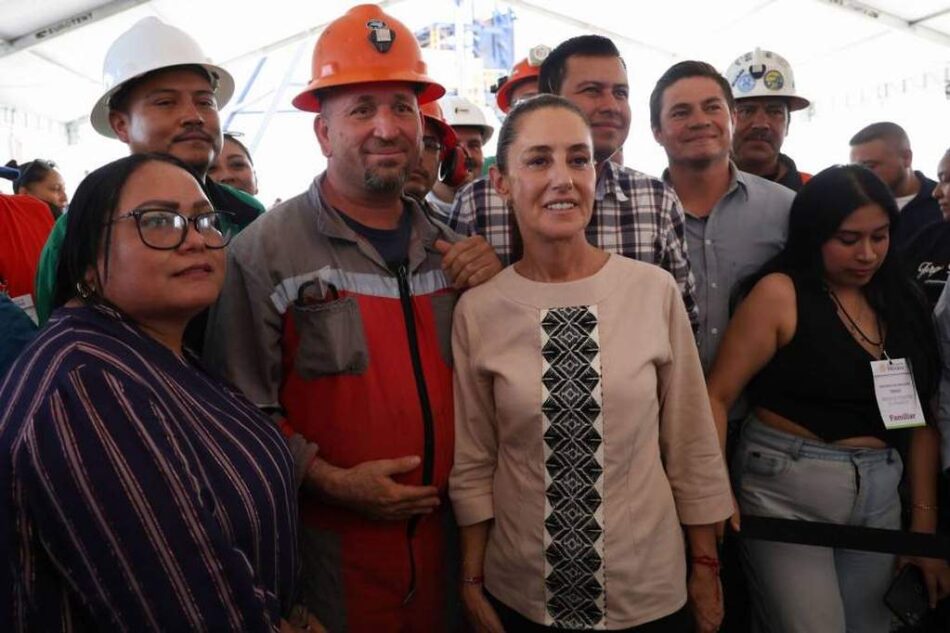 México: Recuperados 21 cuerpos de mineros fallecidos en el derrumbe de 2006