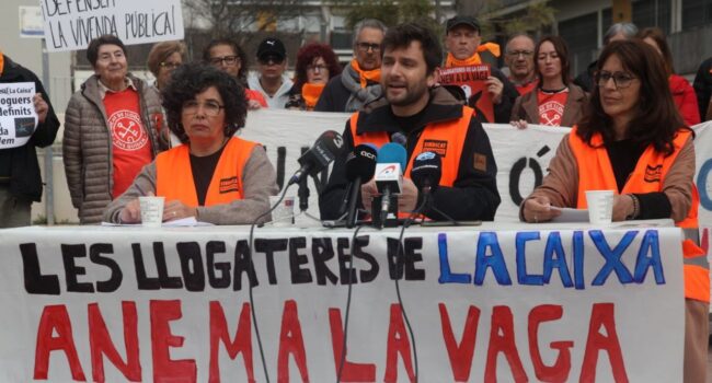 La vaga de lloguers contra La Caixa comença el seu segon mes: 60 famílies ja han retingut més de 58.000 €