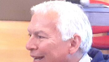 Chile. Doctor Ricardo Fábrega: «Lo que hizo el ministro Marcel con el sector salud es imperdonable»
