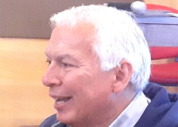 Chile. Doctor Ricardo Fábrega: «Lo que hizo el ministro Marcel con el sector salud es imperdonable»