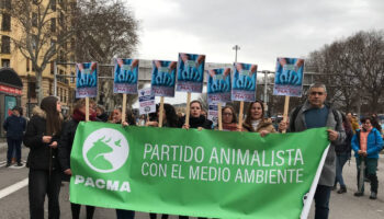 PACMA critica la negativa del MAPA ante su petición de modificar el controvertido «Decreto del demonio» a pesar de las protestas veterinarias
