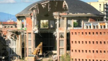 Nueva concentración para pedir la creación de un centro de memoria de la Cárcel de Carabanchel