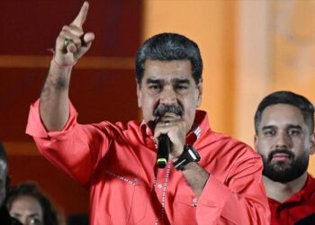 Maduro advierte a Trump de no dejarse “envenenar” contra Venezuela