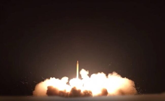 Irán responde: Base Al-Udeid de EEUU en Catar es alcanzada por misiles iraníes