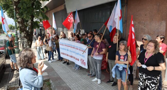 Persoal de Unísono mobilízase en Vigo contra o empeoramento «insoportábel» das condicións laborais