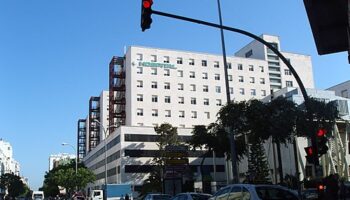 Las plantillas de vigilantes de seguridad de centros de salud y hospitales piden que la Junta de Andalucía les reconozca peligrosidad