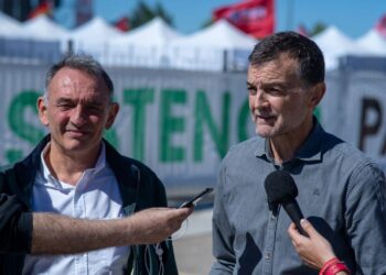 Maíllo y Santiago se comprometen “toda la influencia de IU” para sacar adelante leyes y que “corruptos y corruptores sepan que será durísima la respuesta judicial y normativa contra ellos”