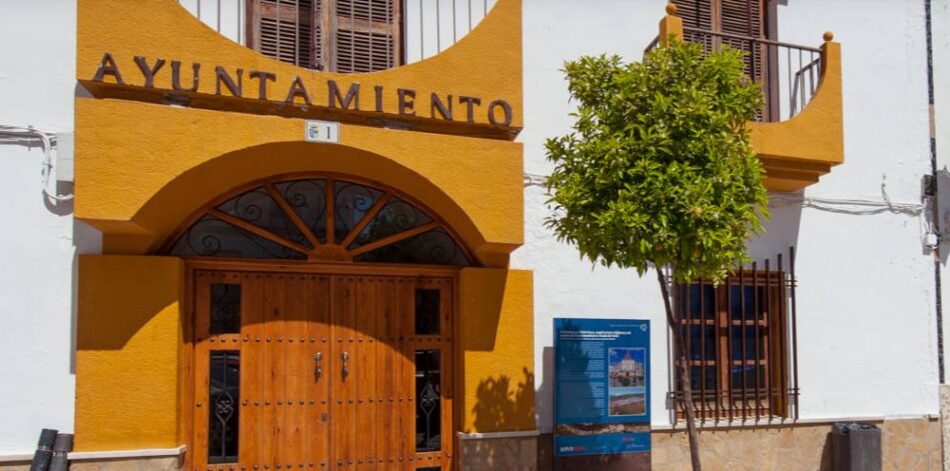 CCOO manifiesta su apoyo al Ayuntamiento de Alcalá del Valle ante los recortes educativos