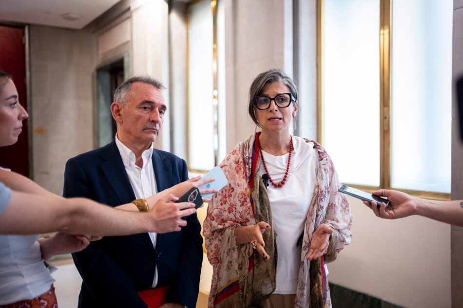 Francesca Albanese e IU muestran su total coincidencia en reclamar a España y la UE “mameluco toda relación diplomática, económica y militar con Israel por el genocidio contra el pueblo palestino”
