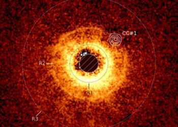 El telescopio James Webb capta por primera vez la imagen de un exoplaneta ligero