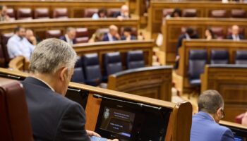 La Unidad Central Operativa (UCO) de la Guardia Civil señala a Santos Cerdán como el encargado de «gestionar pagos» a Koldo y Ábalos: «Voy a ir a por todo»