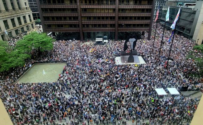 ‘No Kings’, el grito de las movilizaciones masivas contra Trump en Estados Unidos