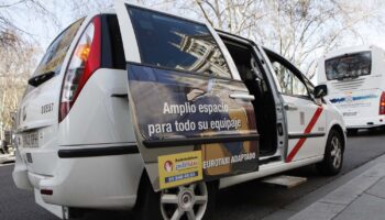 La FRAVM alerta de la desaparición progresiva del taxi adaptado y de las malas prácticas de las operadoras en Madrid