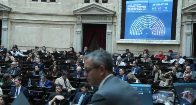Revés a la motosierra de Milei: Diputados argentinos aprueban aumento a las jubilaciones