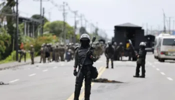 Casi 200 detenidos y un muerto tras brutal represión en Panamá