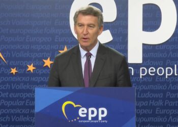 Feijóo reconoce que cuando llegue a la presidencia del Gobierno pagará el 5% del PIB a gasto militar