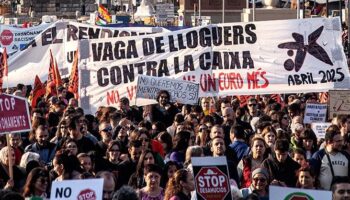El Sindicat de Llogateres de Catalunya presentará mañana 4 de junio el nuevo manifiesto en defensa de la vivienda pública y en apoyo a las inquilinas en lucha contra La Caixa