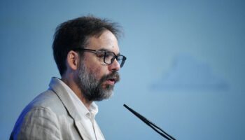 SFF-CGT critica la gestión del presidente de RENFE, Álvaro Fernández Heredia, y rechaza contrataciones por amistad o afinidad política en la empresa pública ferroviaria