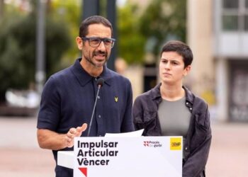 Casadevall (CUP) pide un Aeropuerto de Barcelona «que necesita Catalunya» y no los turistas