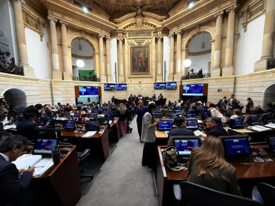 Senado colombiano aprueba los primeros artículos de la reforma laboral