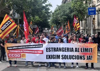 El caos creix, la situació a Estrangeria és insostenible: nova vaga el 16 de juny