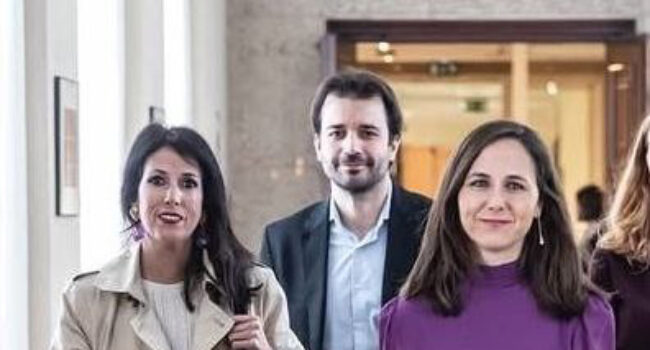 Podemos pide explicaciones sobre el uso de la base de Morón por aviones cisterna de EEUU y el atraque de barcos en el puerto de Málaga